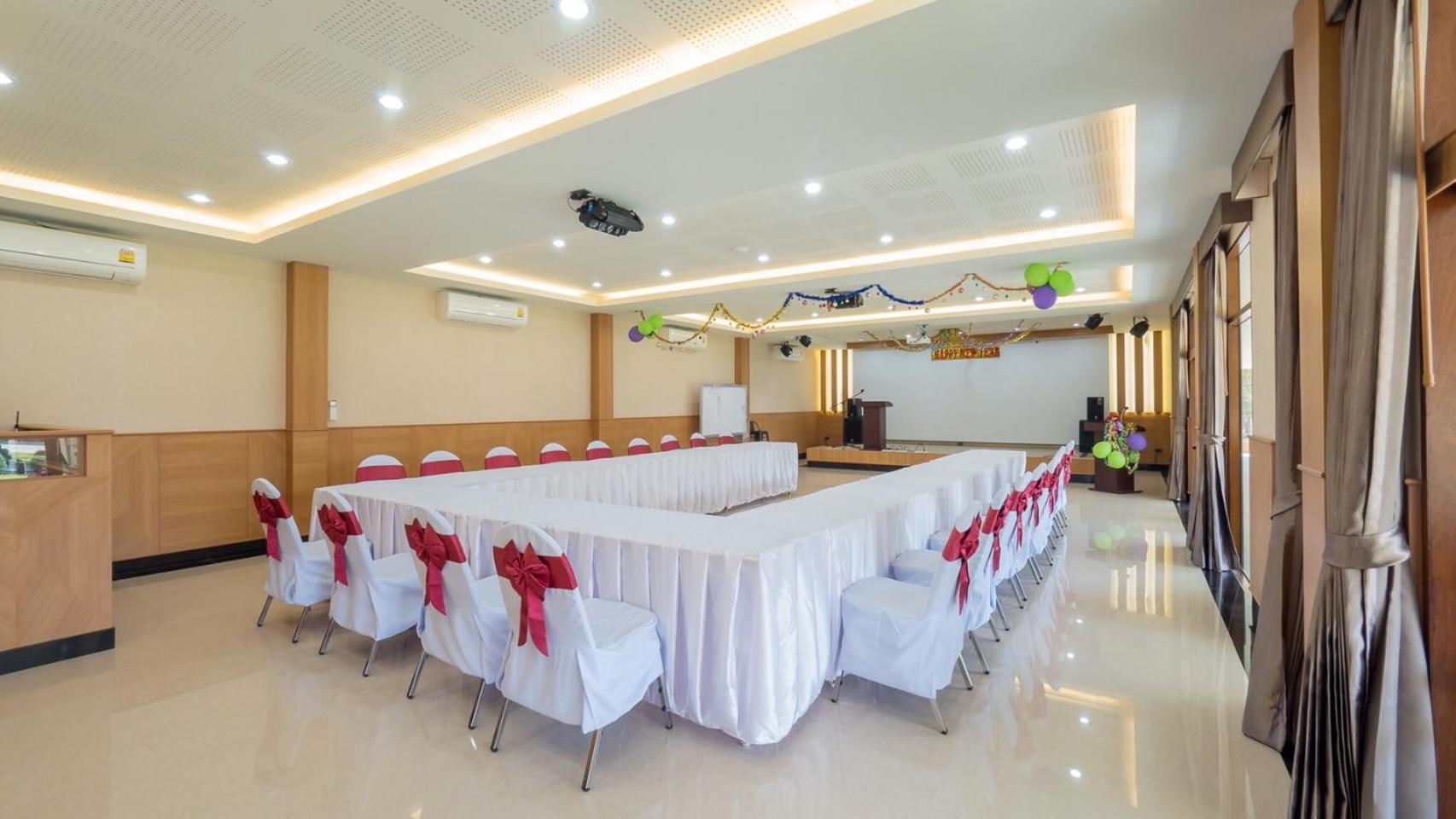Au Place Hotel Лей Екстер'єр фото